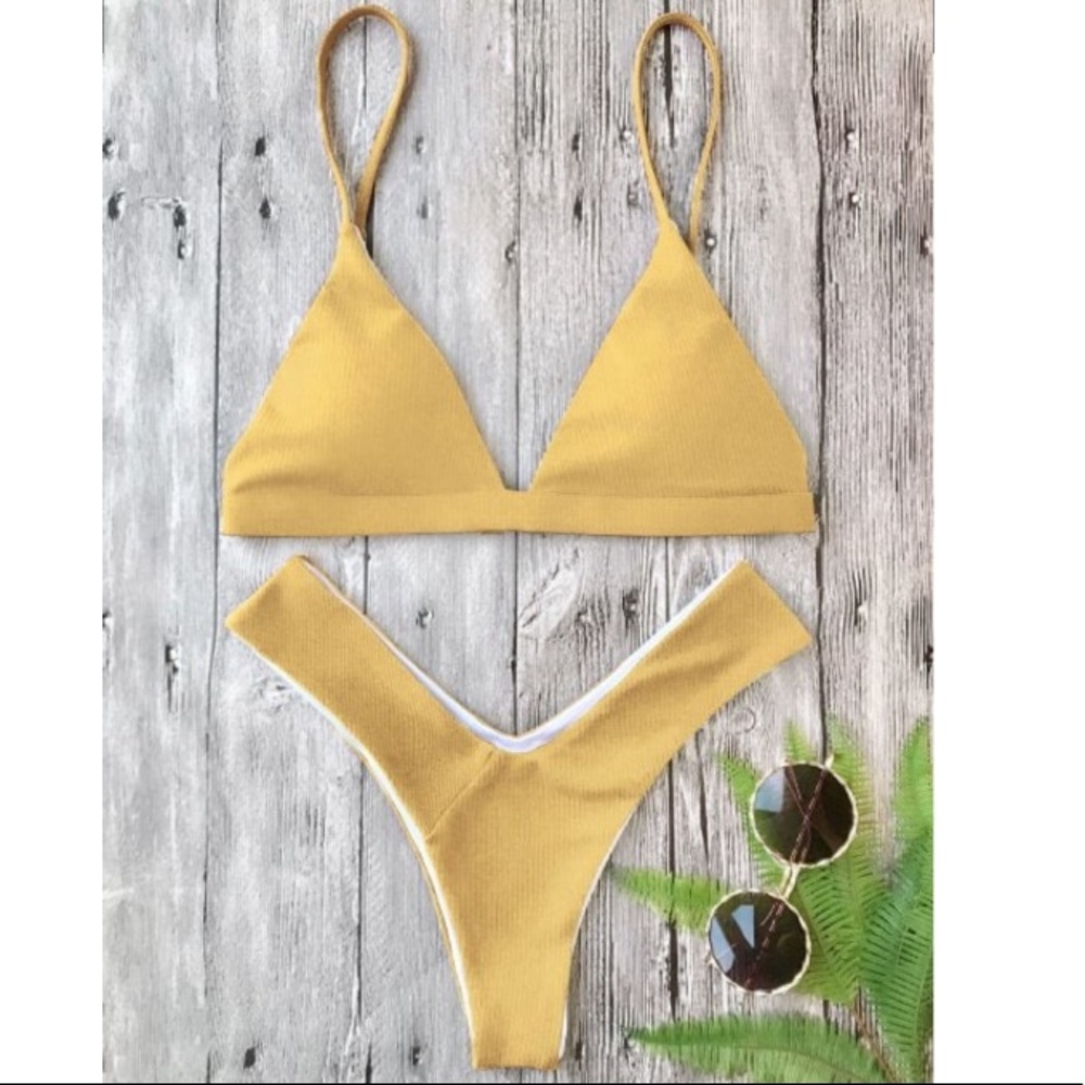 Yellow bikini set